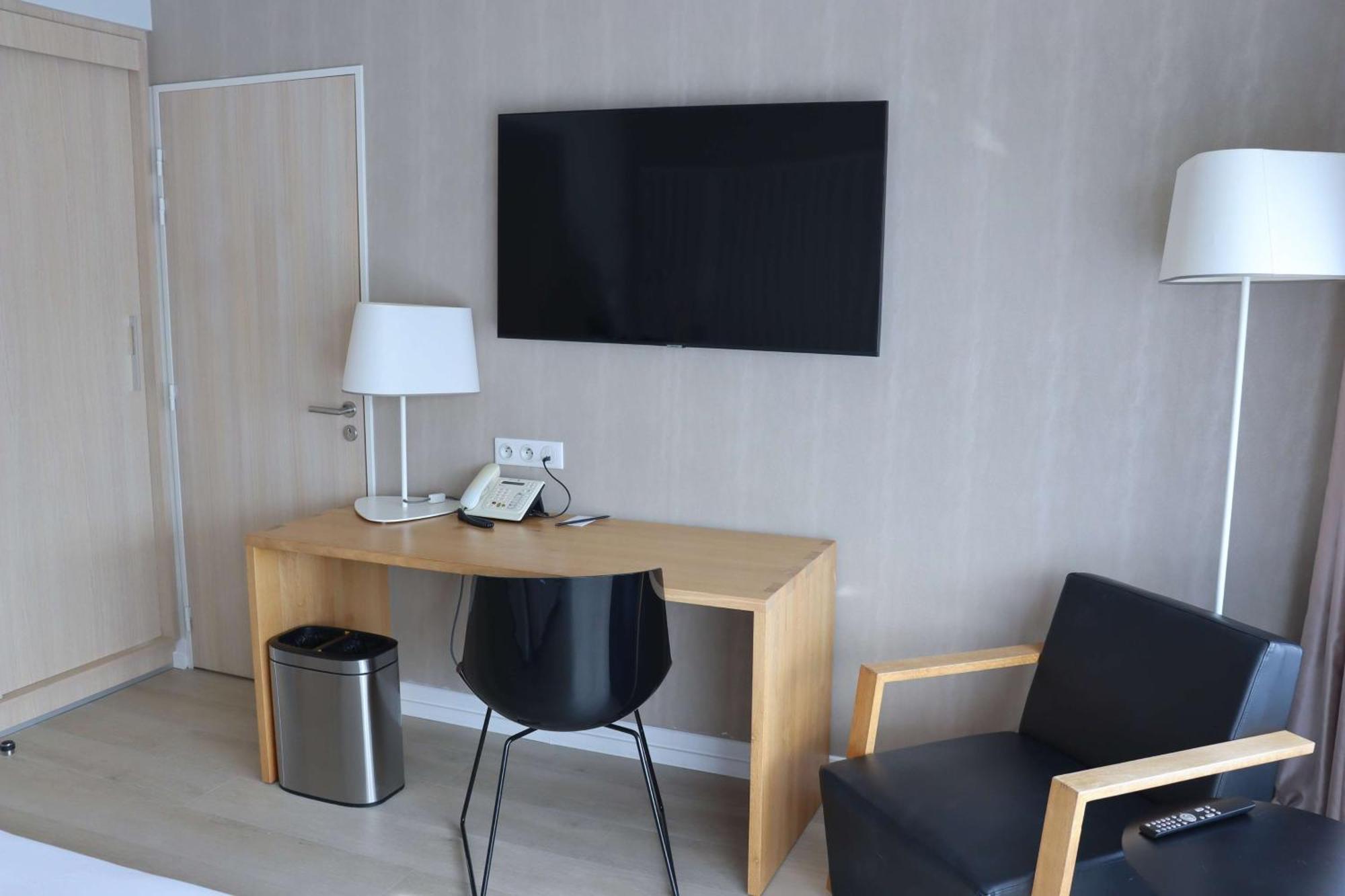 פורטיסיו Radisson Blu Resort & Spa, Ajaccio Bay מראה חיצוני תמונה